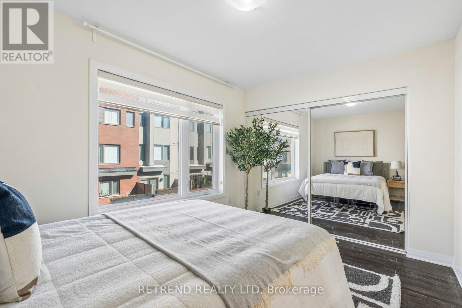 5 - 50 Thomas Mulholland Drive, Toronto (downsview-roding-cfb), Ontario