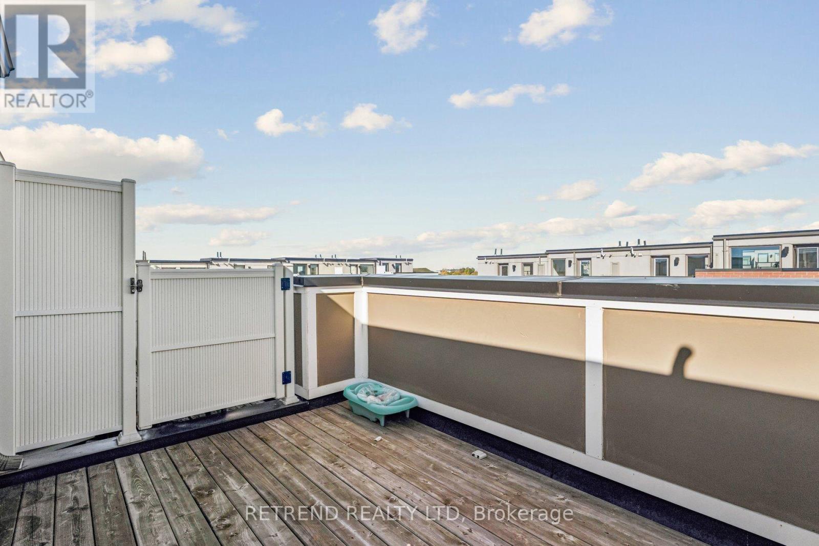 5 - 50 Thomas Mulholland Drive, Toronto (downsview-roding-cfb), Ontario