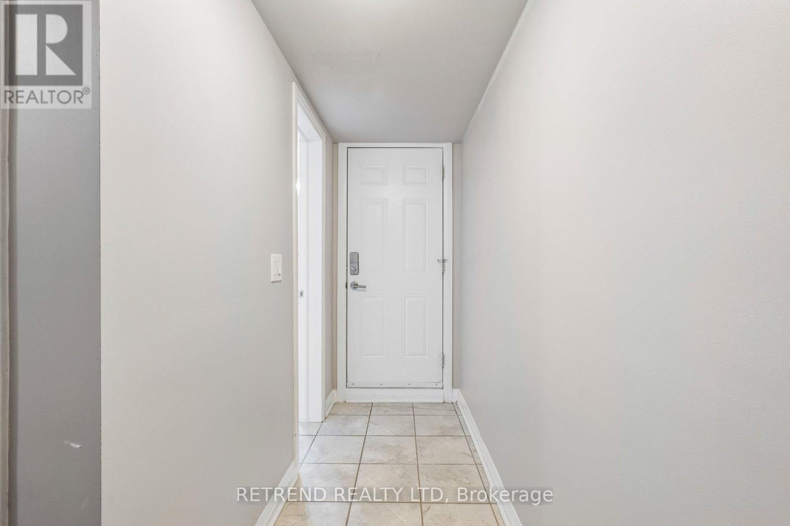 5 - 50 Thomas Mulholland Drive, Toronto (downsview-roding-cfb), Ontario
