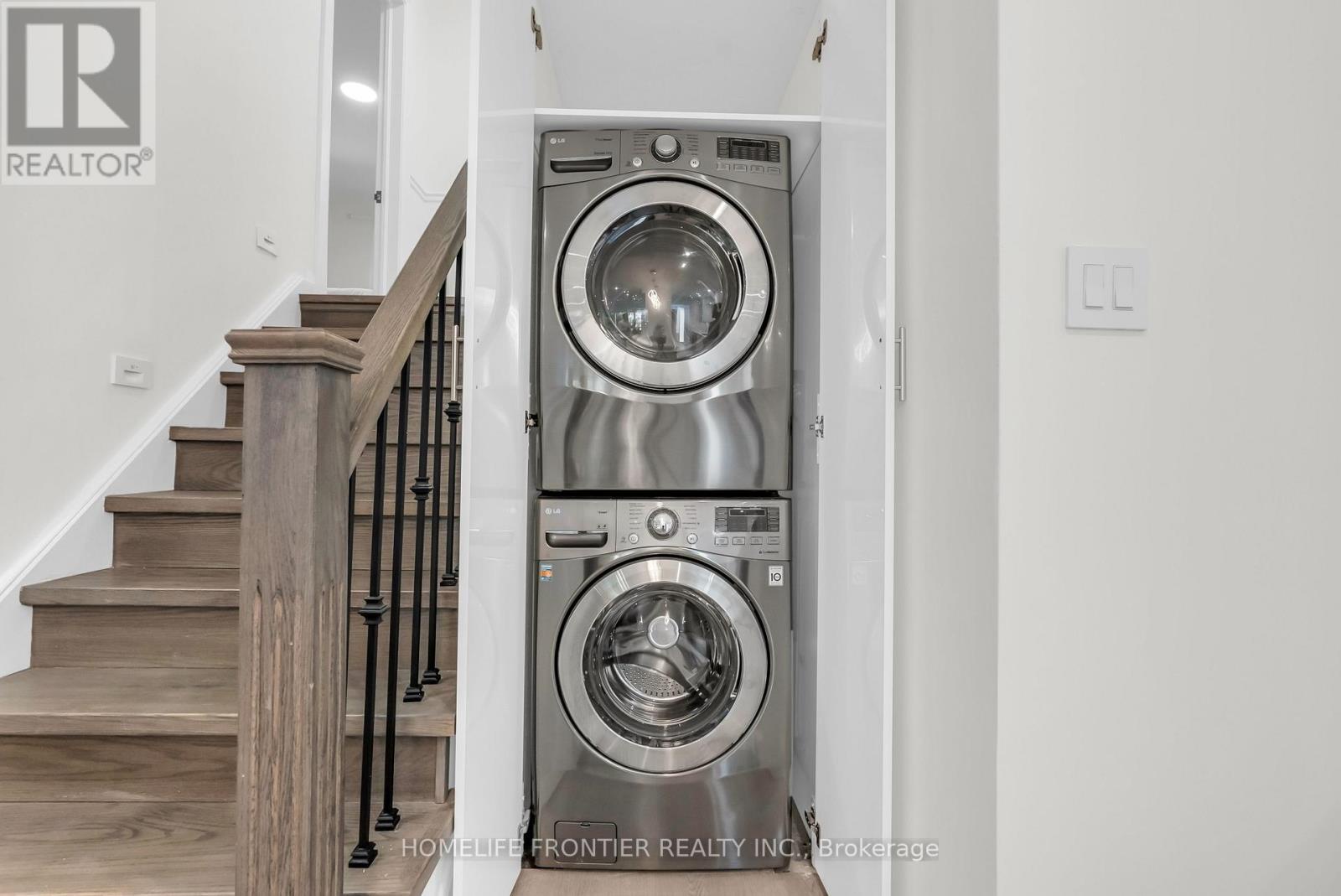 61 Sundial Crescent, Toronto (victoria Village), Ontario