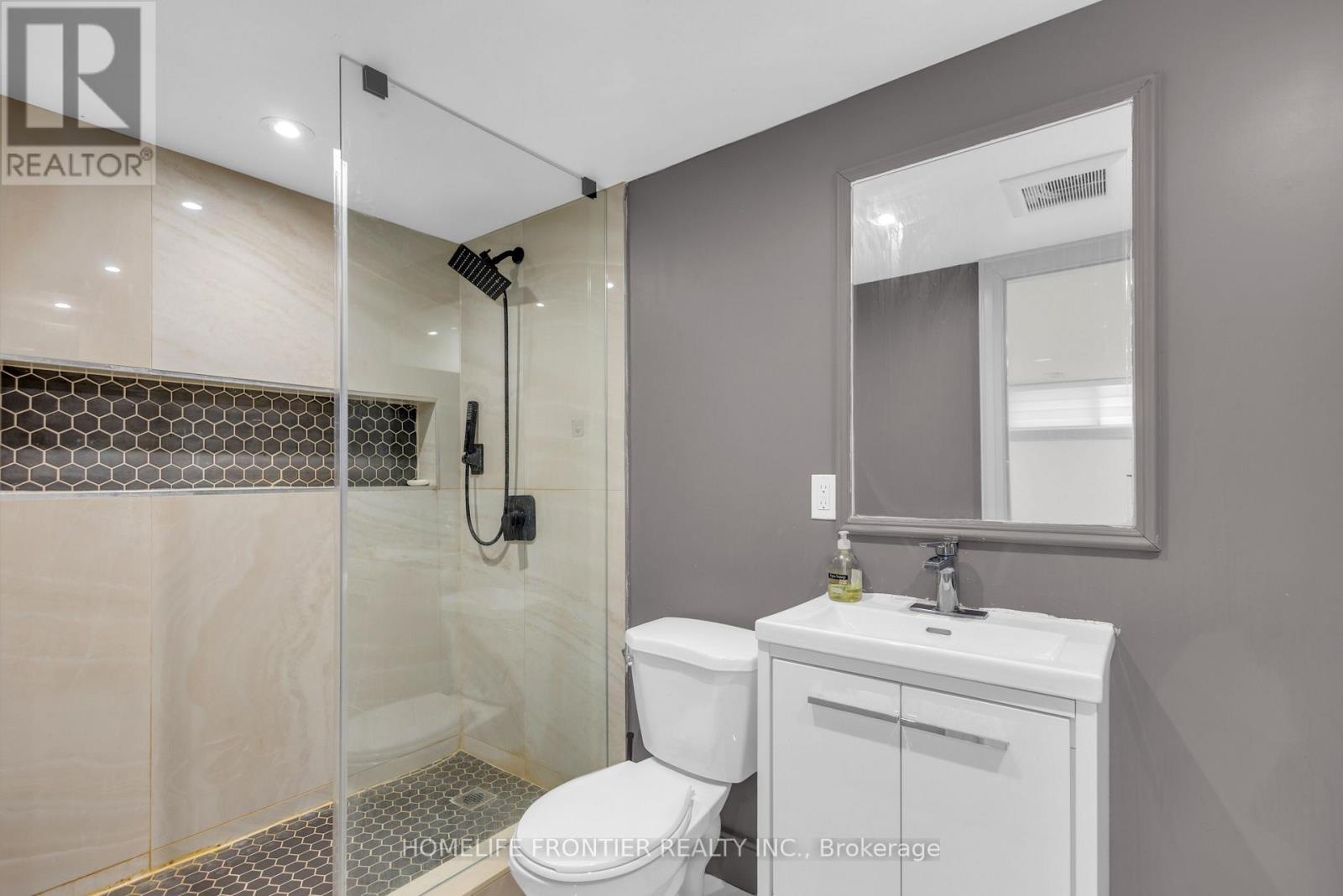 61 Sundial Crescent, Toronto (victoria Village), Ontario
