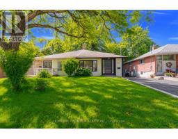 61 SUNDIAL CRESCENT