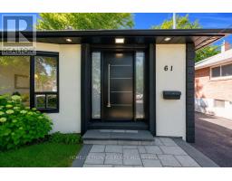 61 SUNDIAL CRESCENT