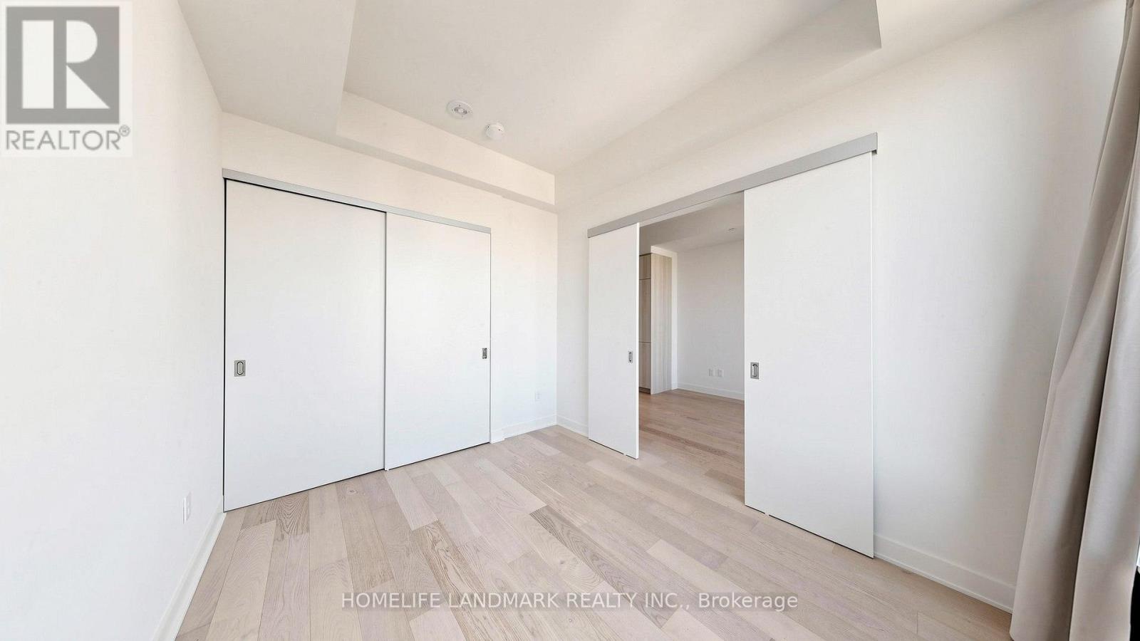 4803 - 11 Yorkville Avenue, Toronto (annex), Ontario