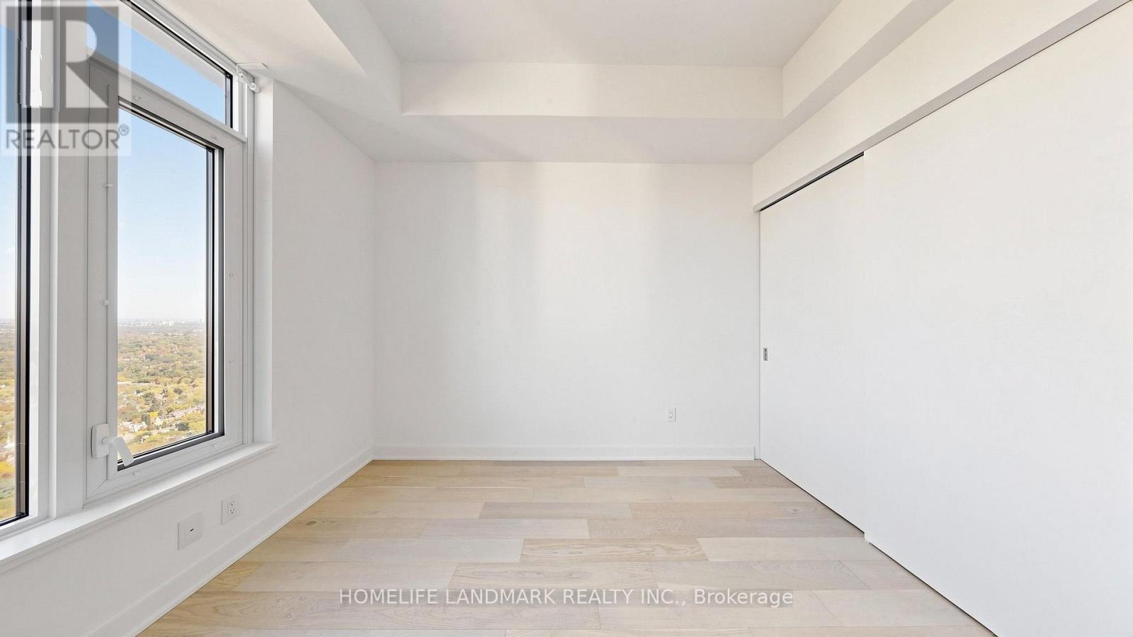 4803 - 11 Yorkville Avenue, Toronto (annex), Ontario