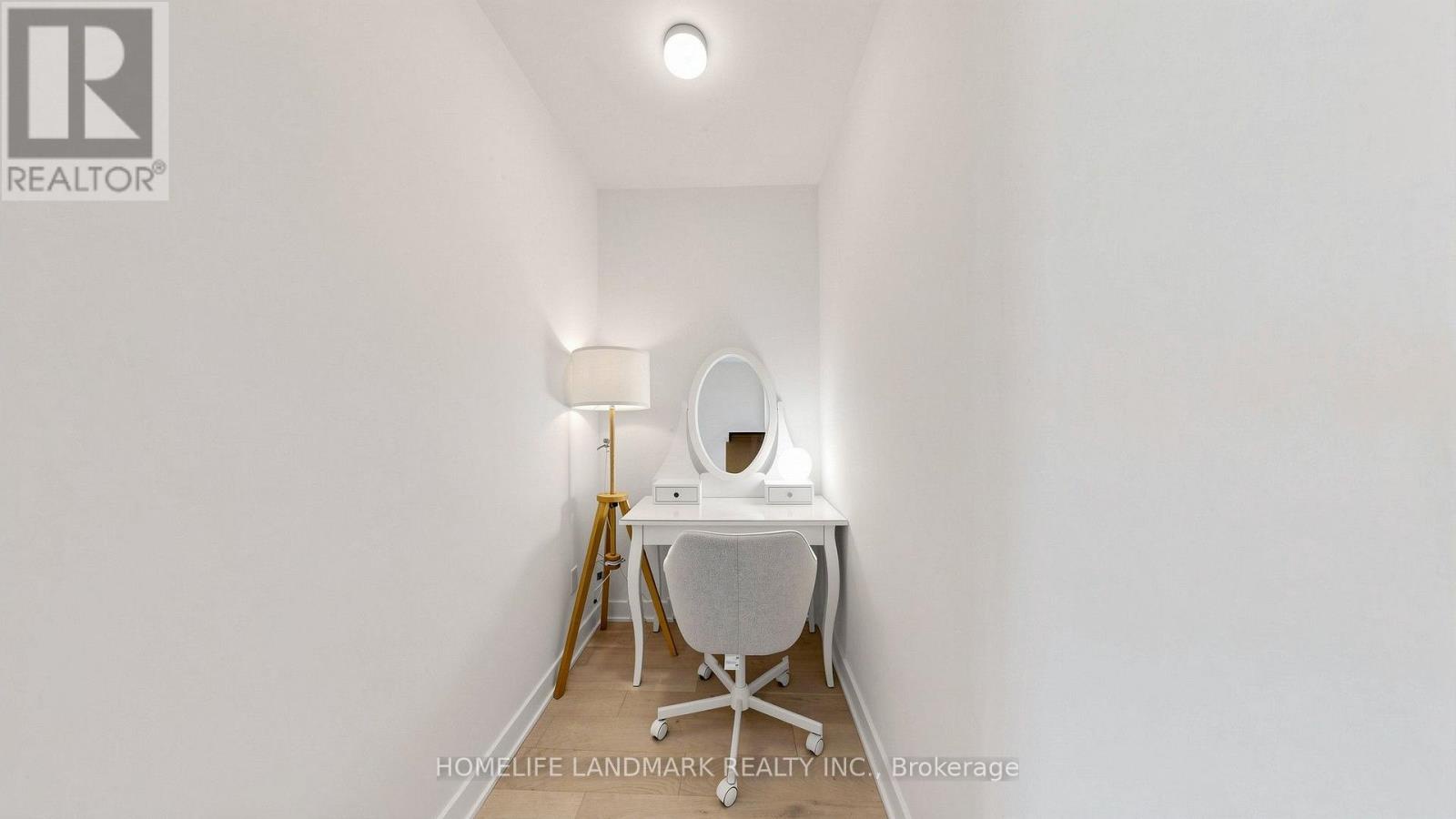 4803 - 11 Yorkville Avenue, Toronto (annex), Ontario