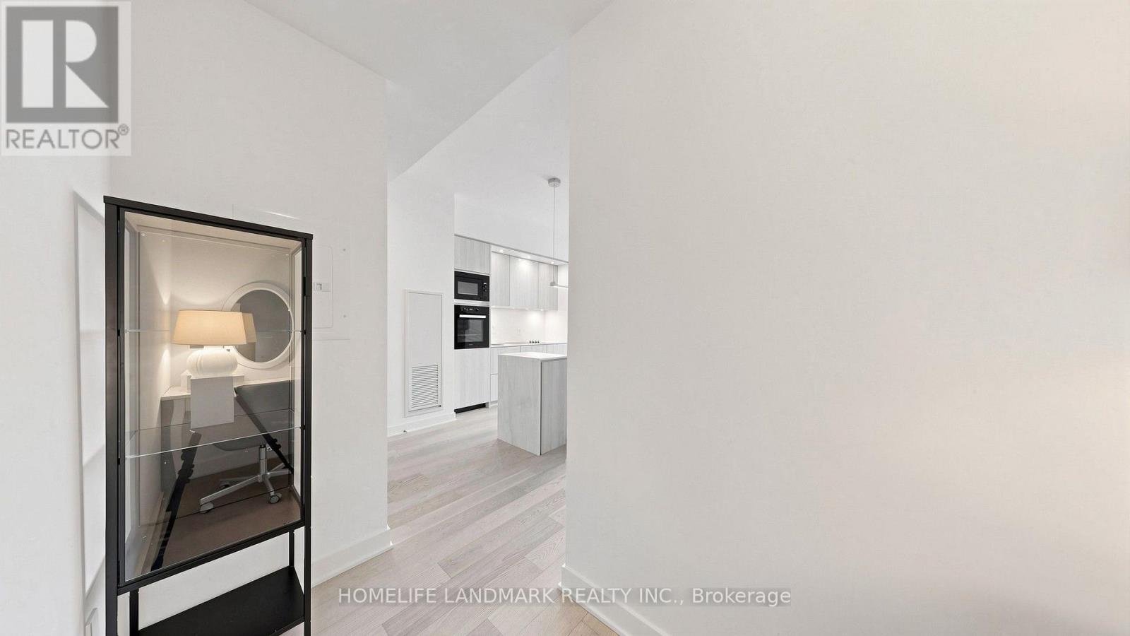 4803 - 11 Yorkville Avenue, Toronto (annex), Ontario