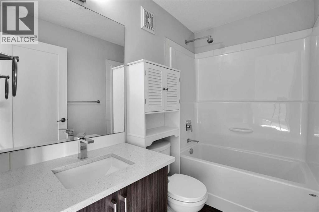 8354 9 Avenue Sw, Calgary, Alberta