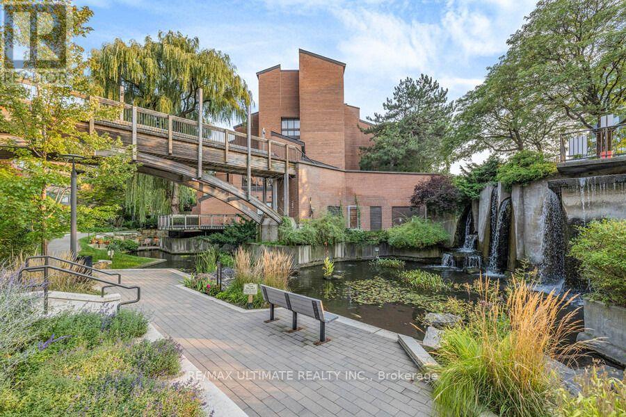 308 - 40 Sylvan Valleyway Way, Toronto (bedford Park-nortown), Ontario