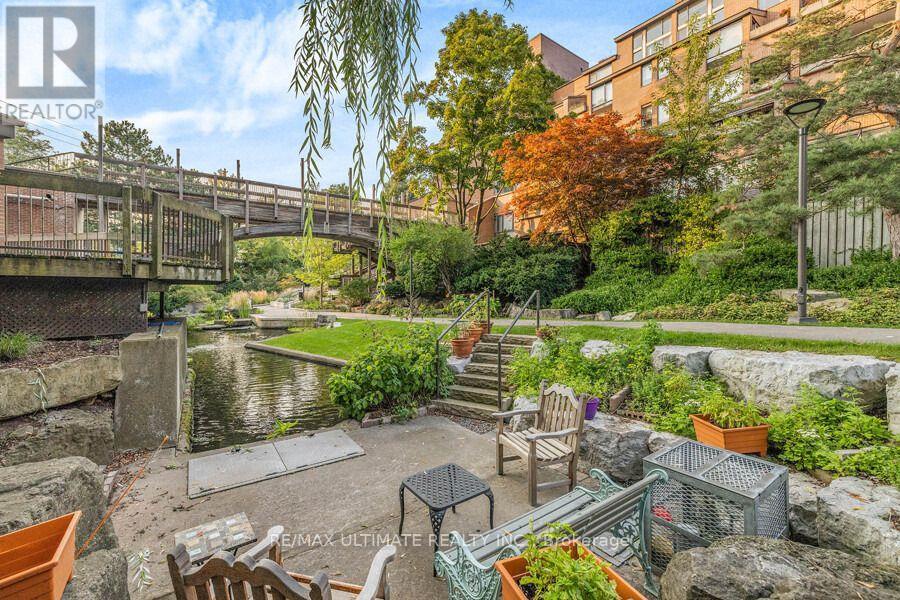 308 - 40 Sylvan Valleyway Way, Toronto (bedford Park-nortown), Ontario
