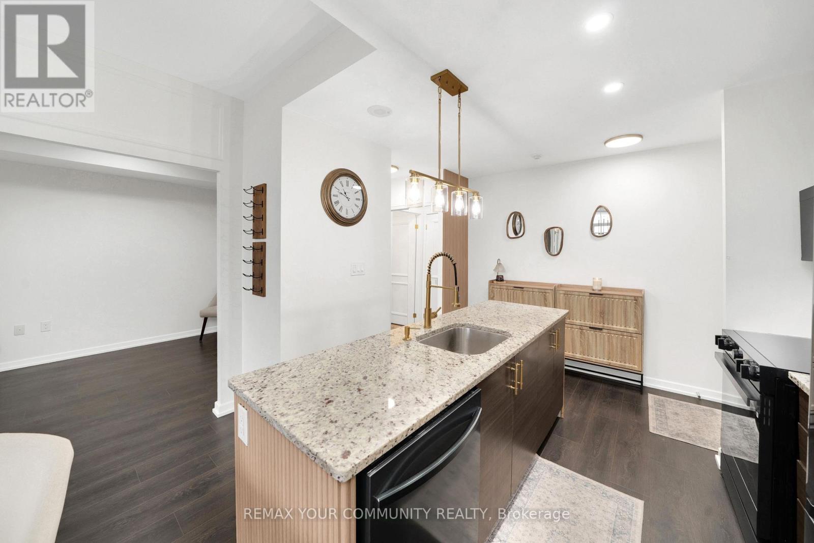 1607 - 70 Forest Manor Road, Toronto (henry Farm), Ontario
