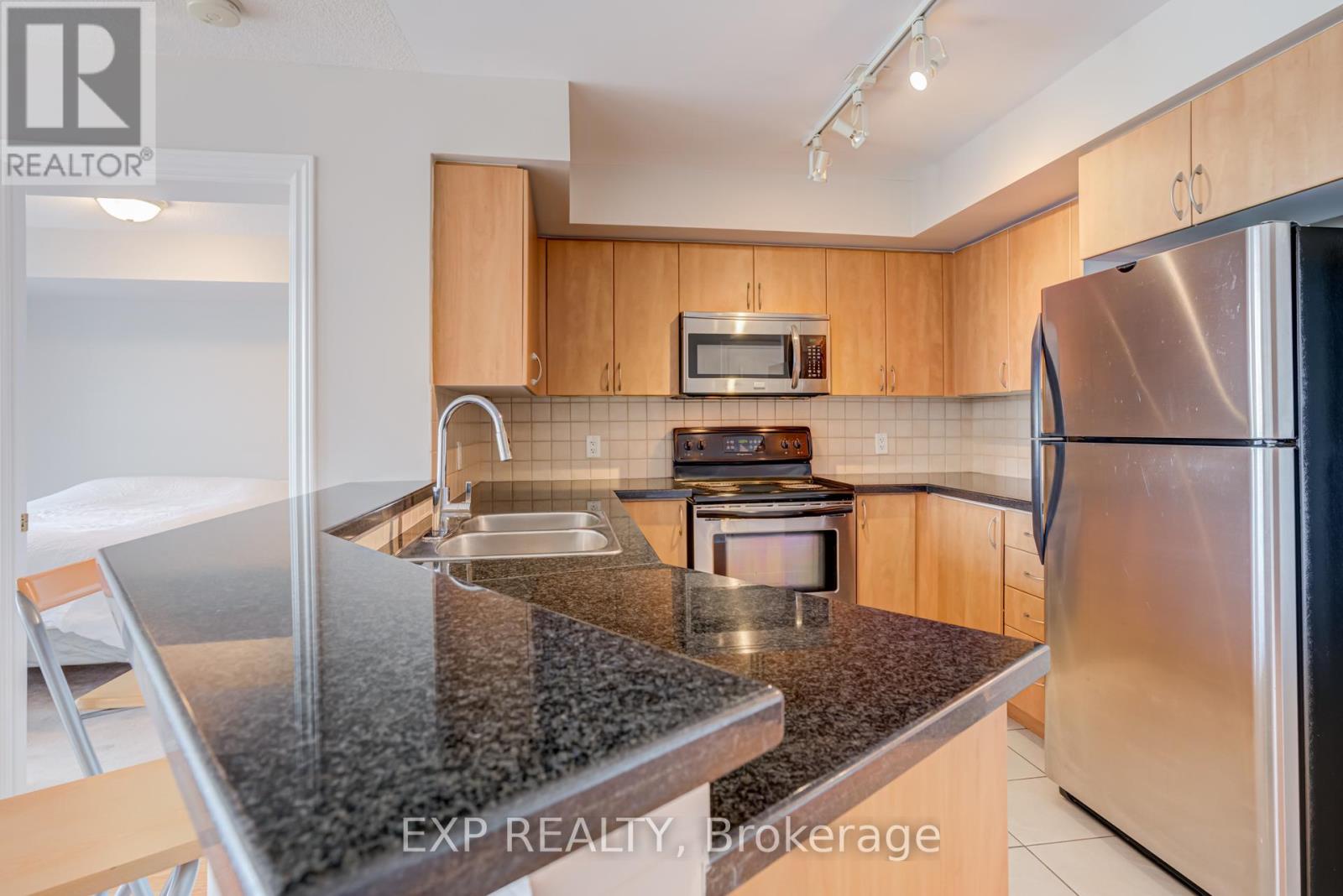 506 - 3840 Bathurst Street, Toronto (clanton Park), Ontario