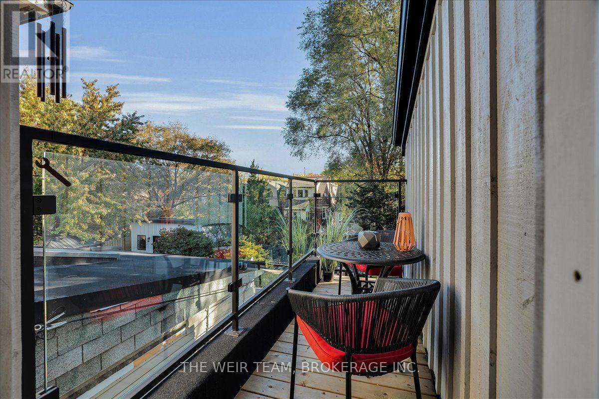 13 Amroth Avenue, Toronto (east End-danforth), Ontario