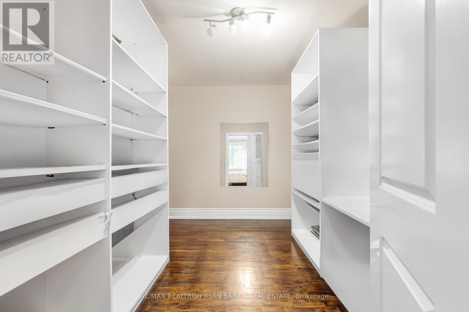 397 Hillcrest Avenue, Toronto (willowdale East), Ontario
