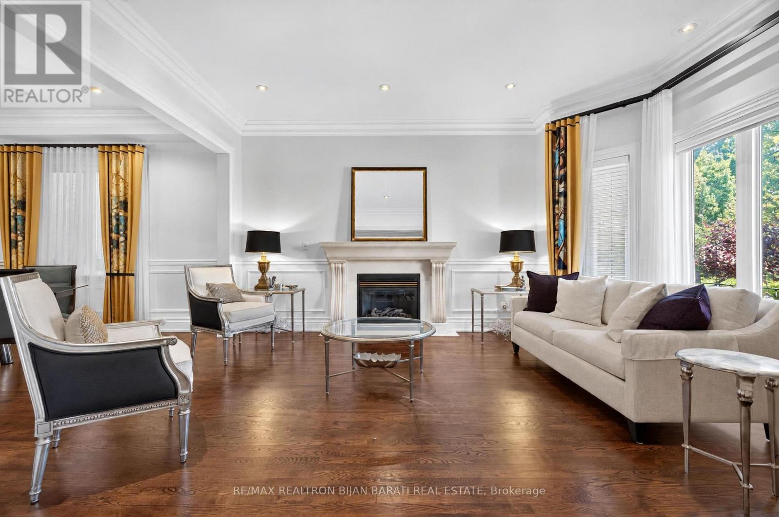 397 Hillcrest Avenue, Toronto (willowdale East), Ontario