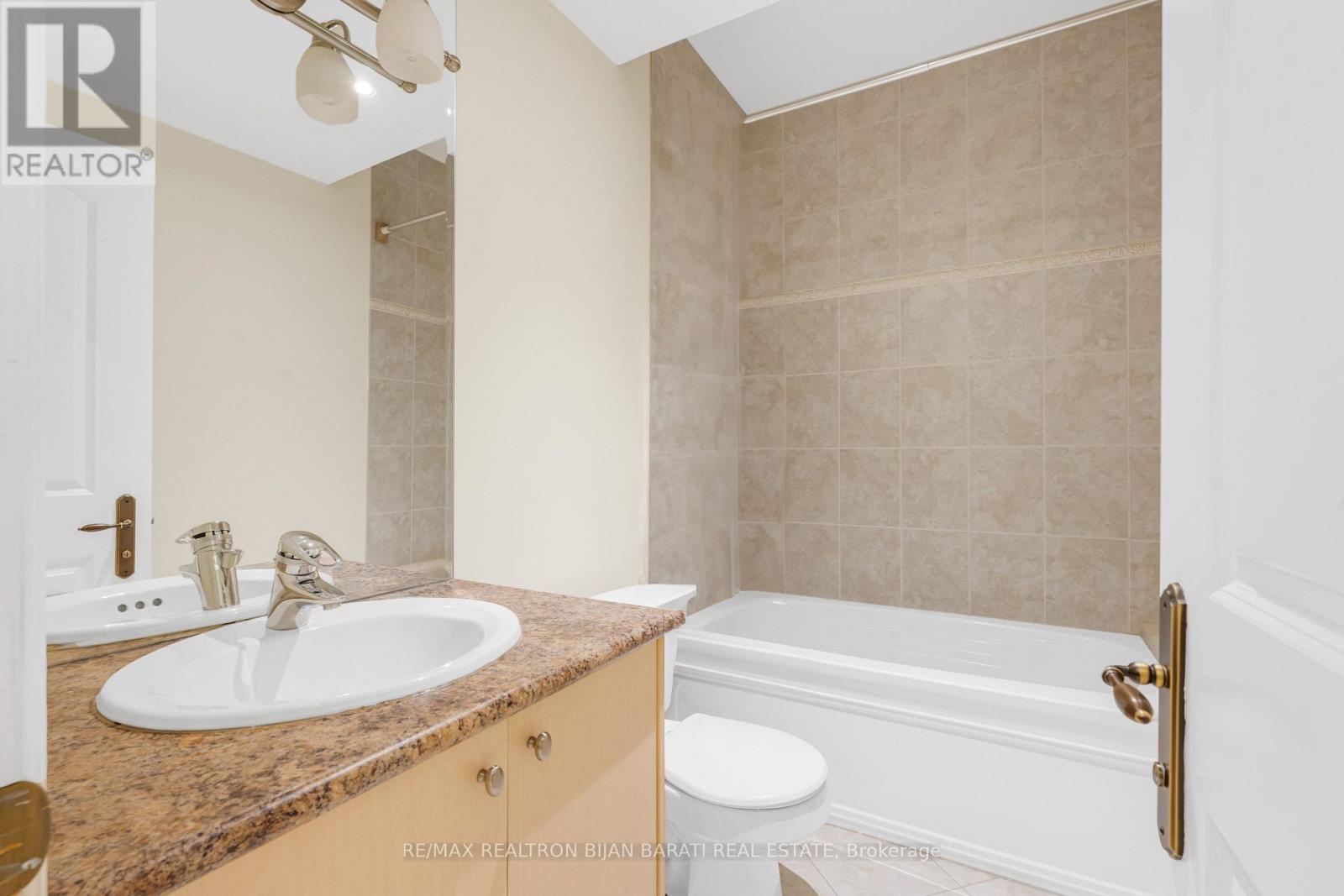 397 Hillcrest Avenue, Toronto (willowdale East), Ontario
