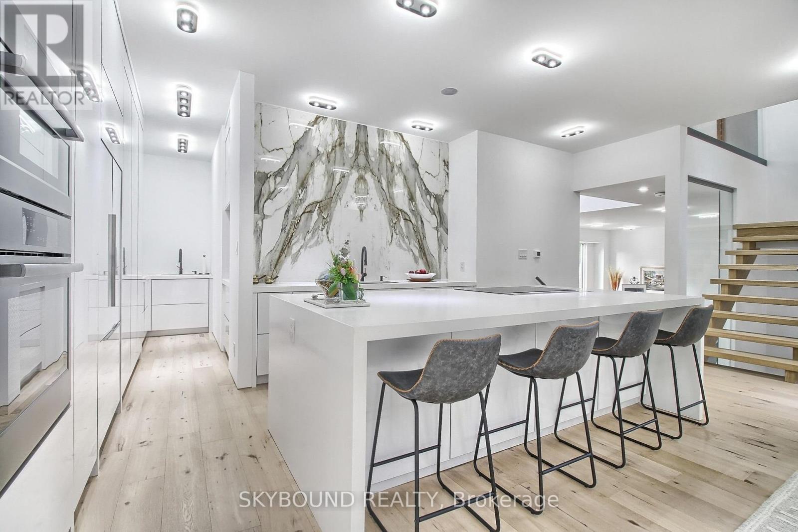 5 Hatton Court, Toronto (princess-rosethorn), Ontario