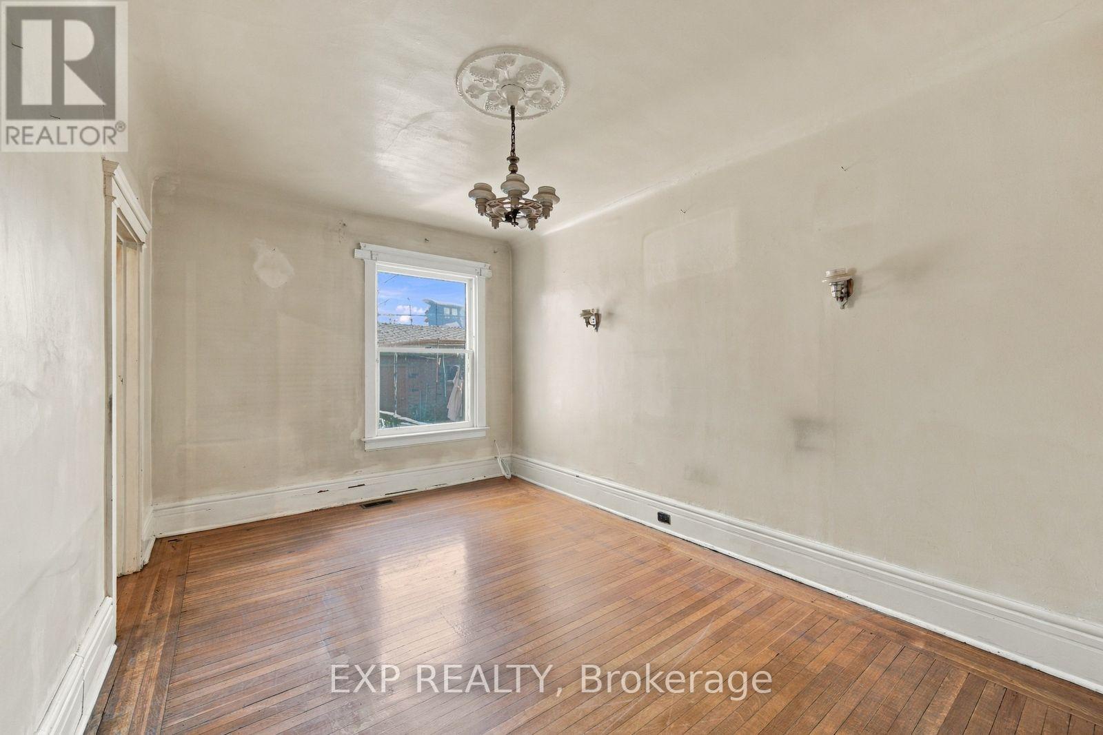 101 Beatrice Street, Toronto (trinity-bellwoods), Ontario