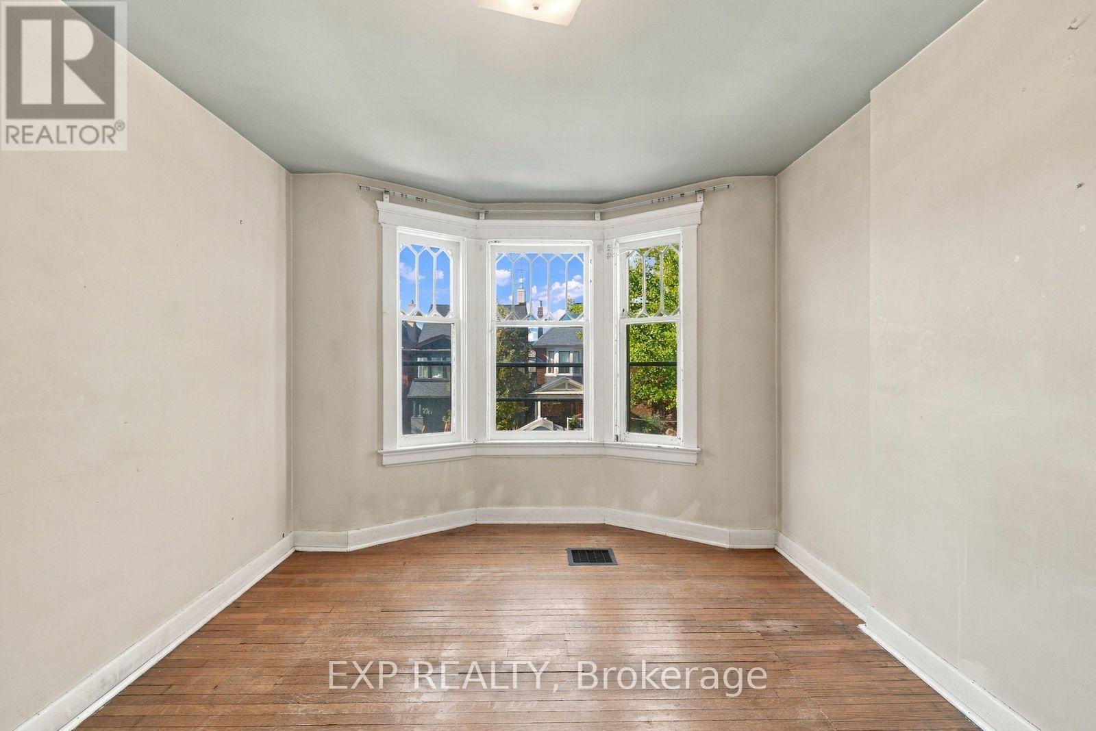 101 Beatrice Street, Toronto (trinity-bellwoods), Ontario