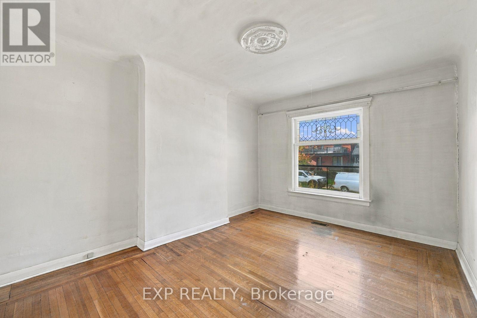 101 Beatrice Street, Toronto (trinity-bellwoods), Ontario