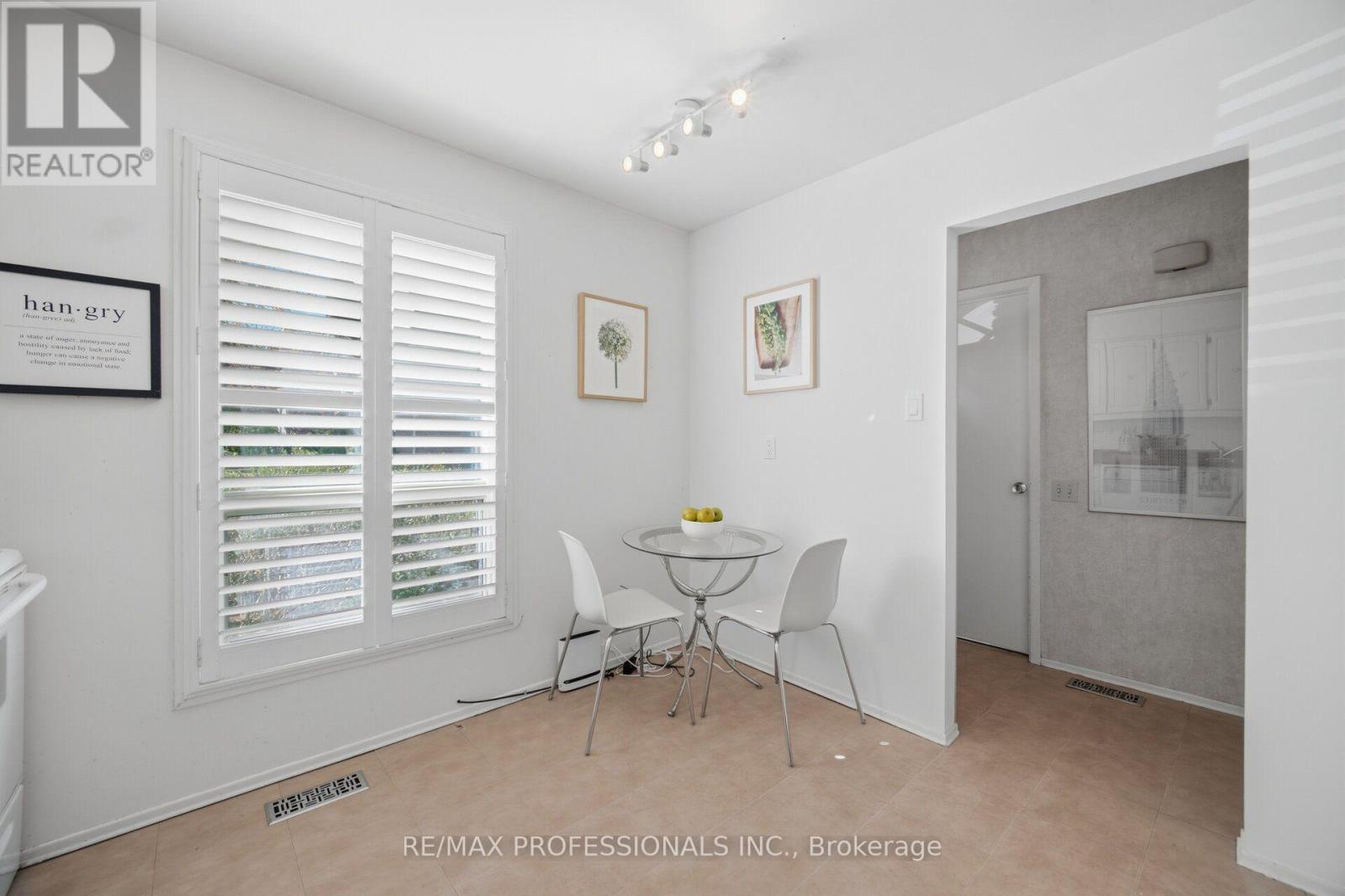 94 - 65 Old Burnhamthorpe Road, Toronto (markland Wood), Ontario