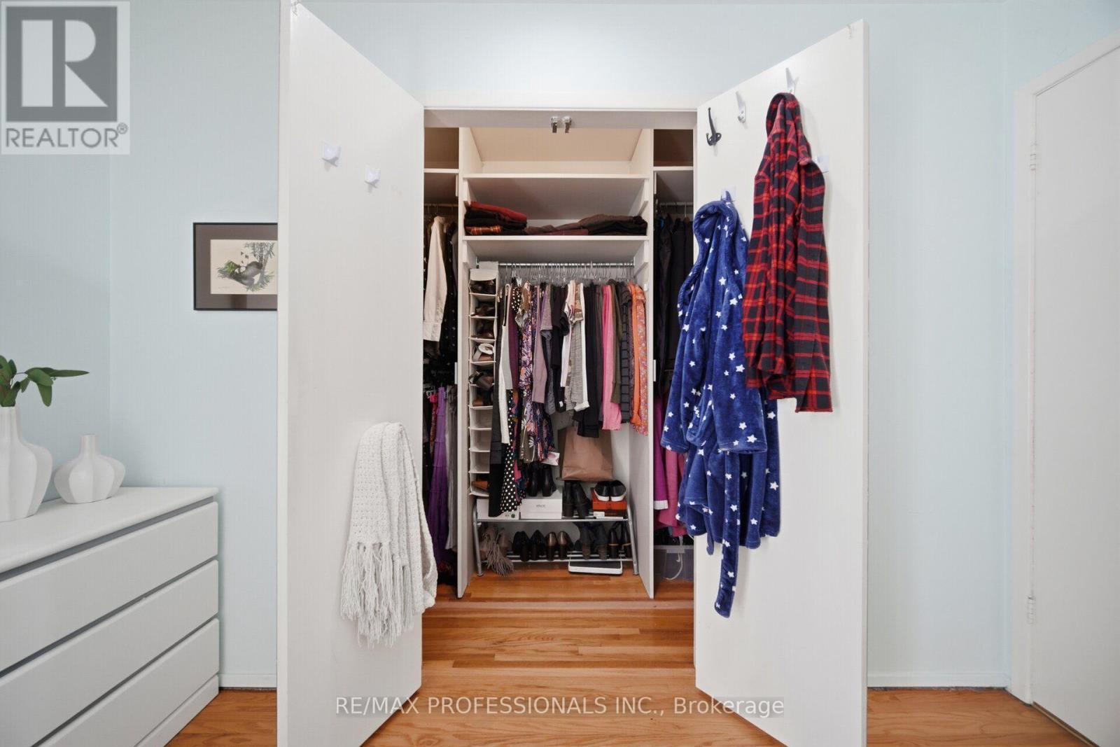 94 - 65 Old Burnhamthorpe Road, Toronto (markland Wood), Ontario