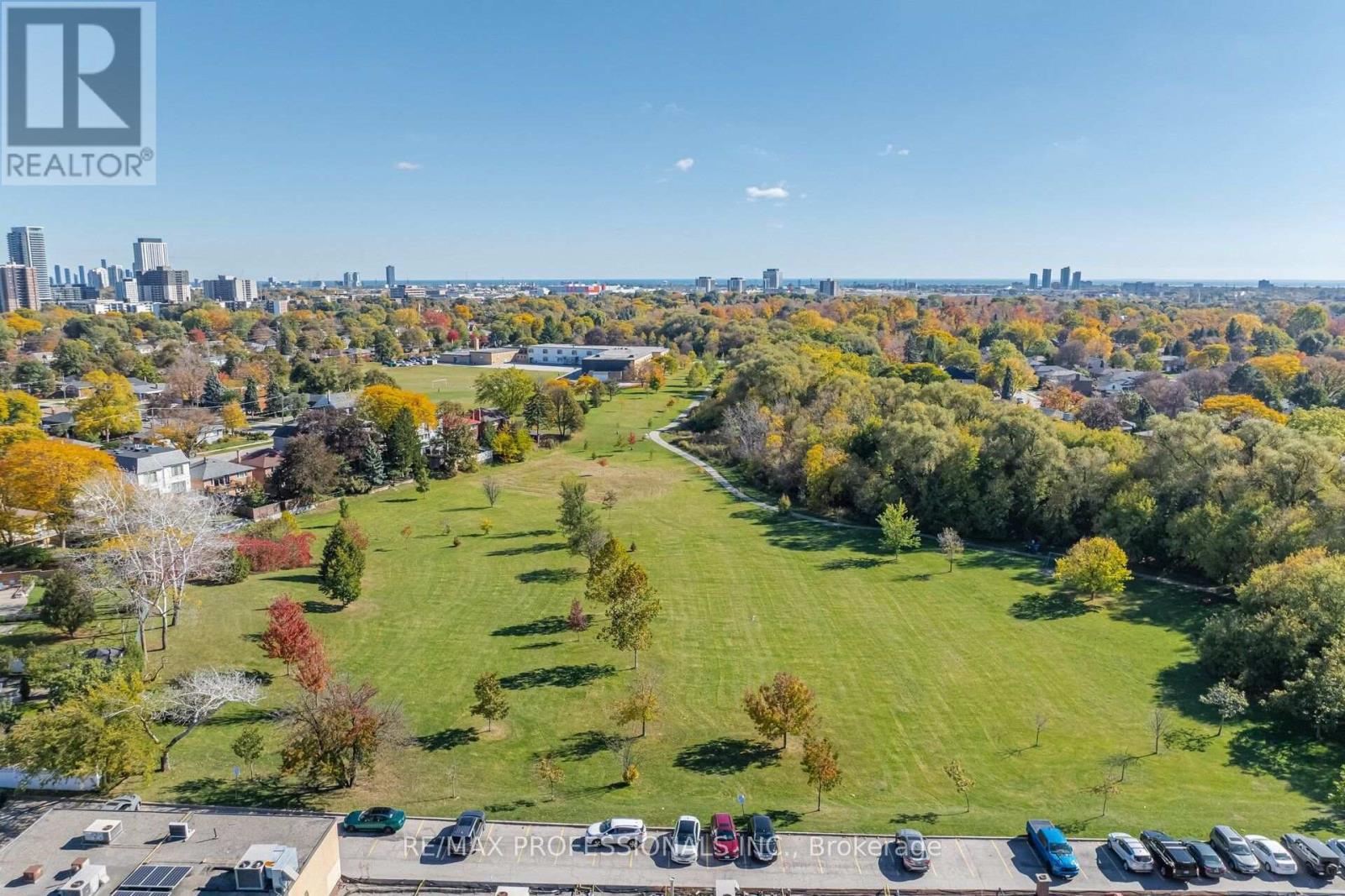 94 - 65 Old Burnhamthorpe Road, Toronto (markland Wood), Ontario