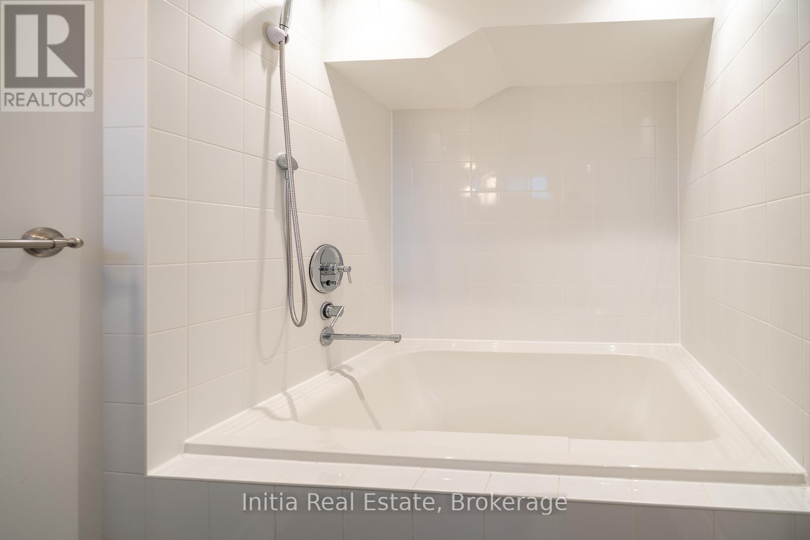 53 Burrows Avenue, Toronto (islington-city Centre West), Ontario