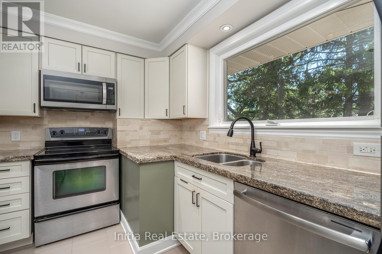 53 Burrows Avenue, Toronto (islington-city Centre West), Ontario
