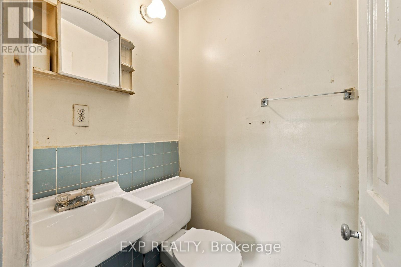 101 Beatrice Street, Toronto (trinity-bellwoods), Ontario