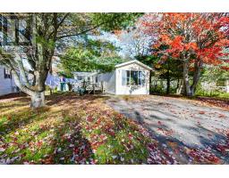 15 Woodlawn Drive