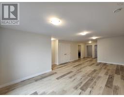 77 Golden Way