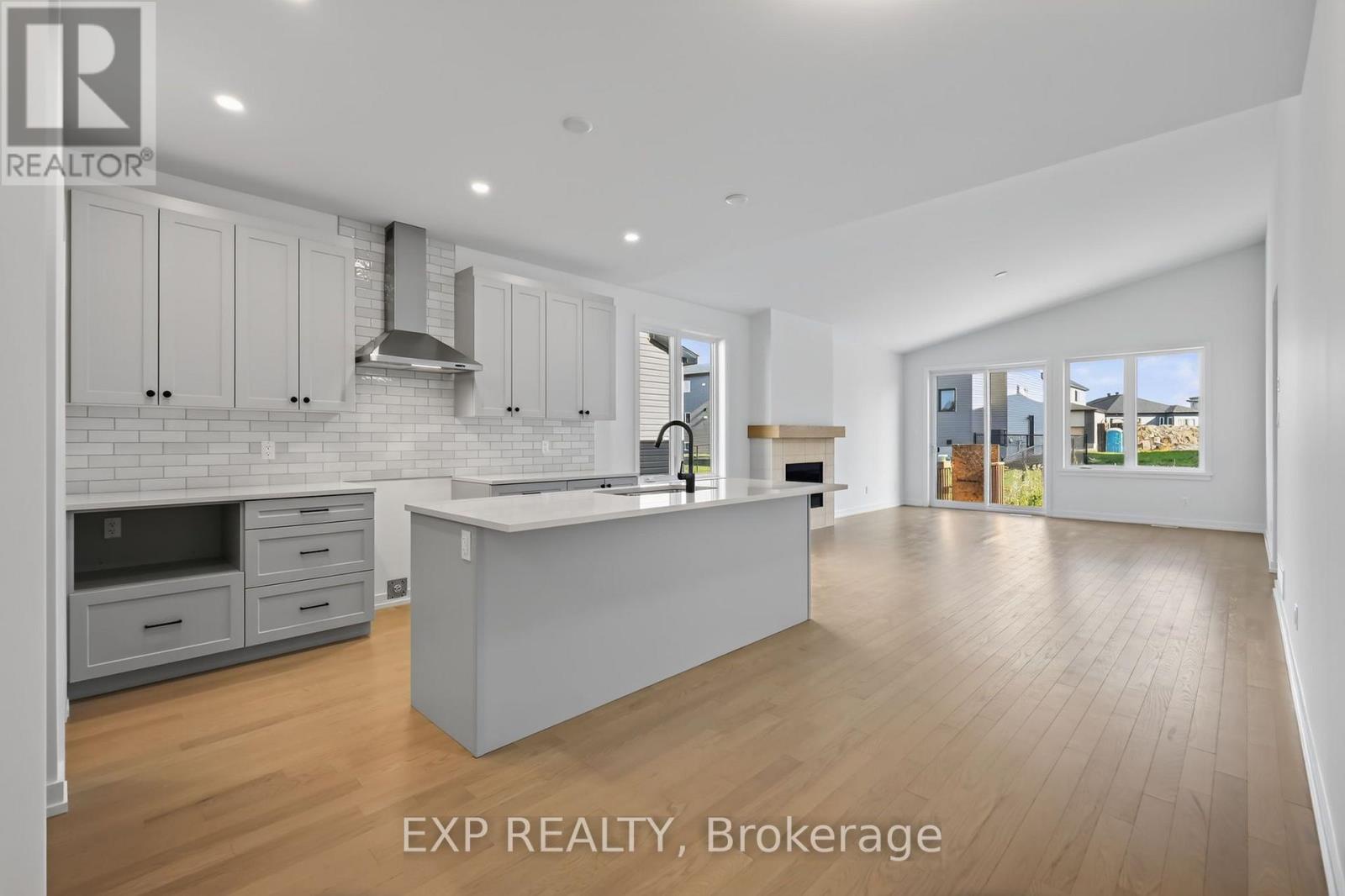 1160 Bronze Avenue, Clarence-rockland, Ontario