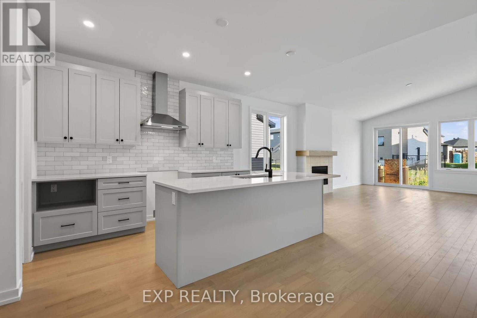 1160 Bronze Avenue, Clarence-rockland, Ontario