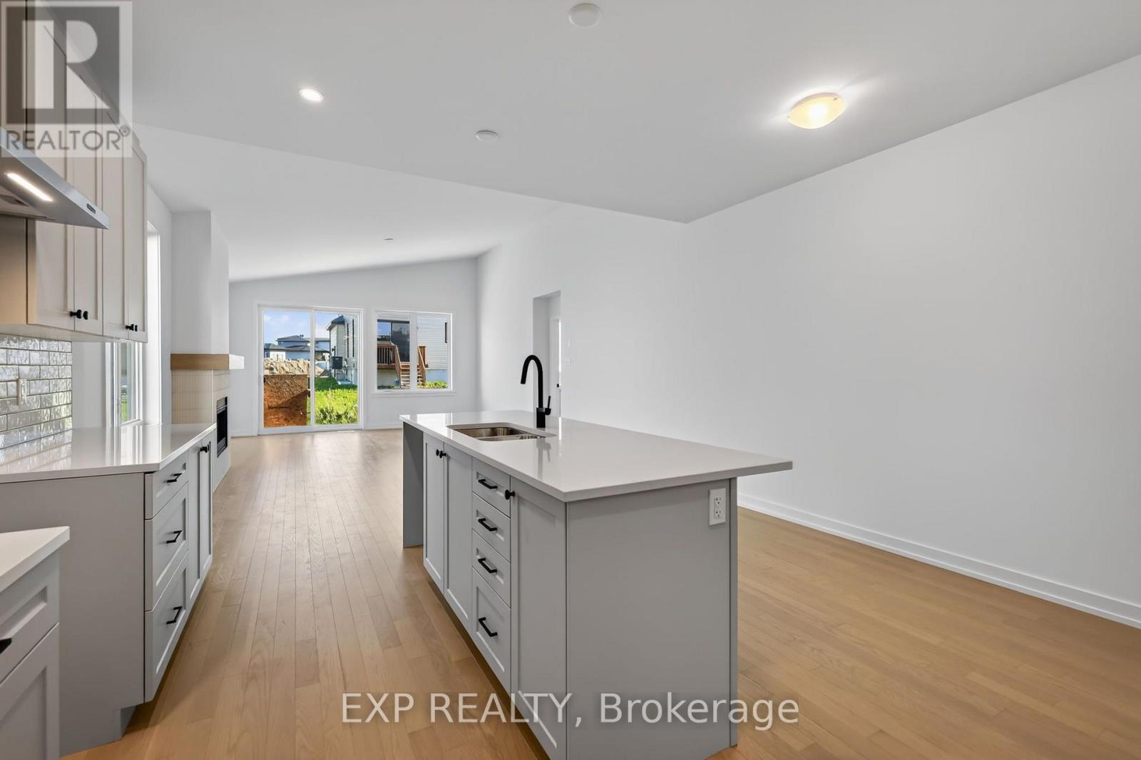 1160 Bronze Avenue, Clarence-rockland, Ontario