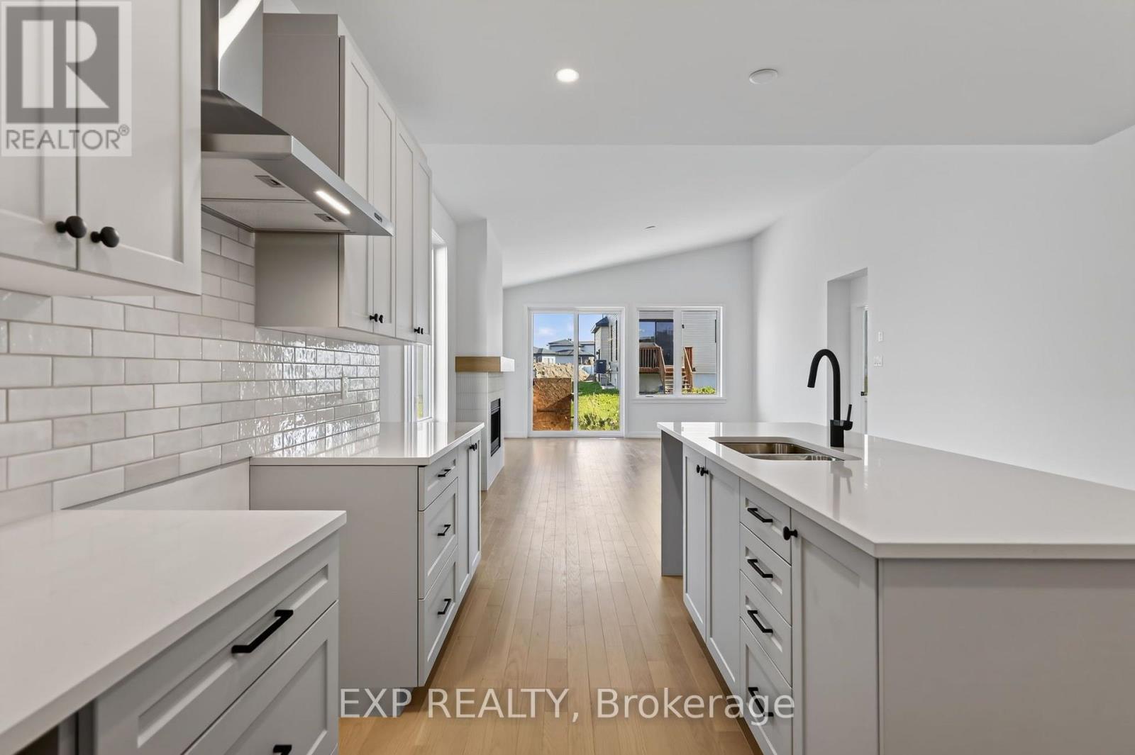 1160 Bronze Avenue, Clarence-rockland, Ontario