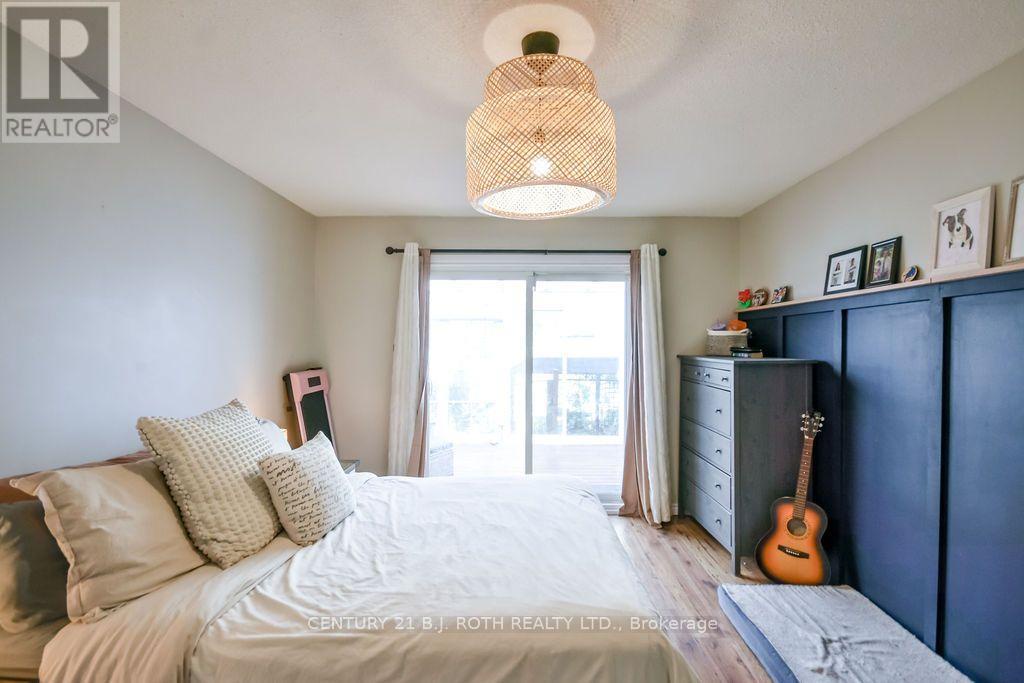 38 Charlbrook Avenue, Barrie (cundles East), Ontario