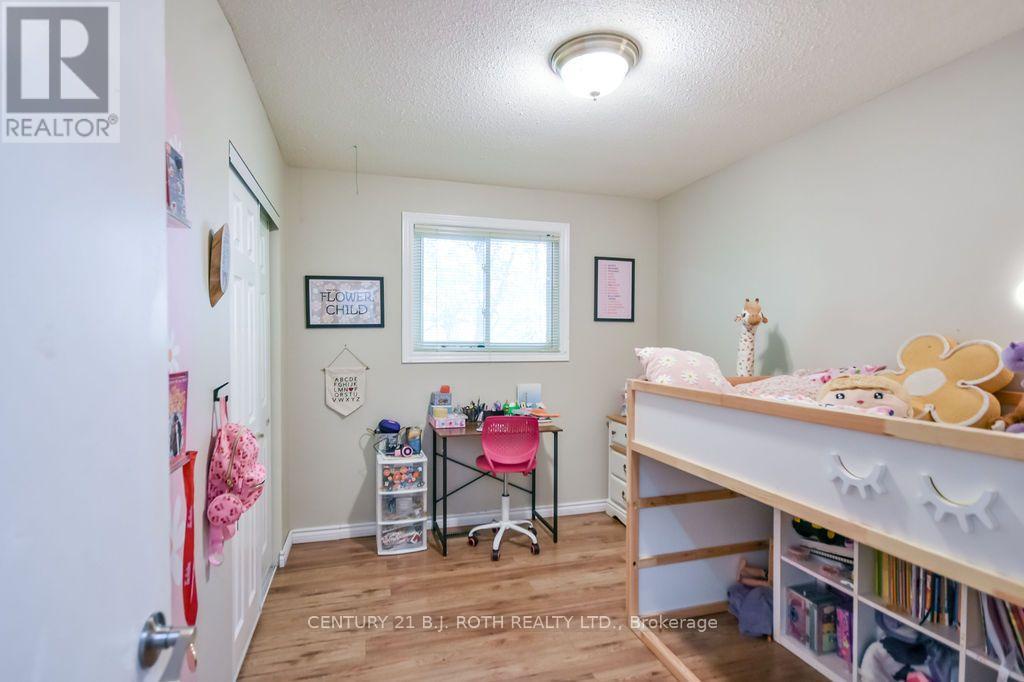 38 Charlbrook Avenue, Barrie (cundles East), Ontario