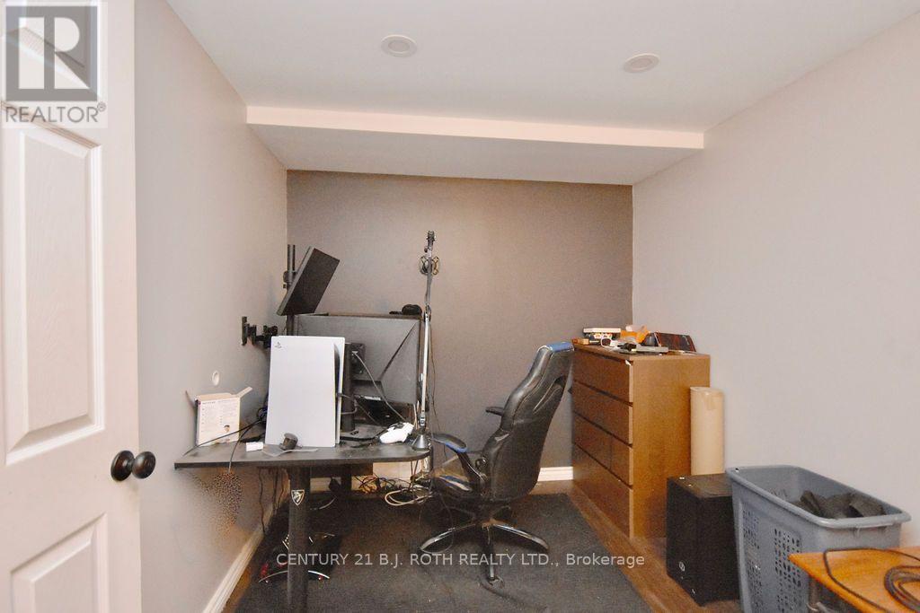 38 Charlbrook Avenue, Barrie (cundles East), Ontario
