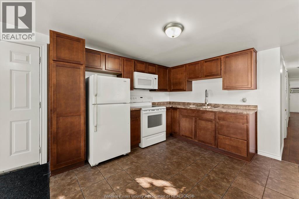 37 Maple Drive, Mcgregor, Ontario
