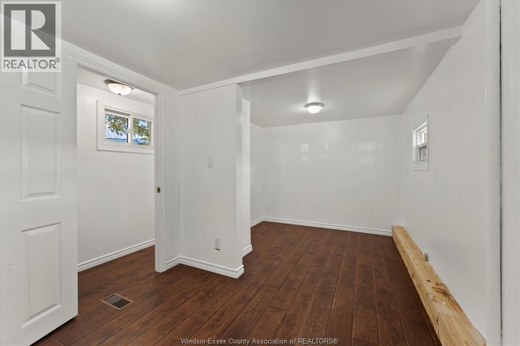 37 Maple Drive, Mcgregor, Ontario