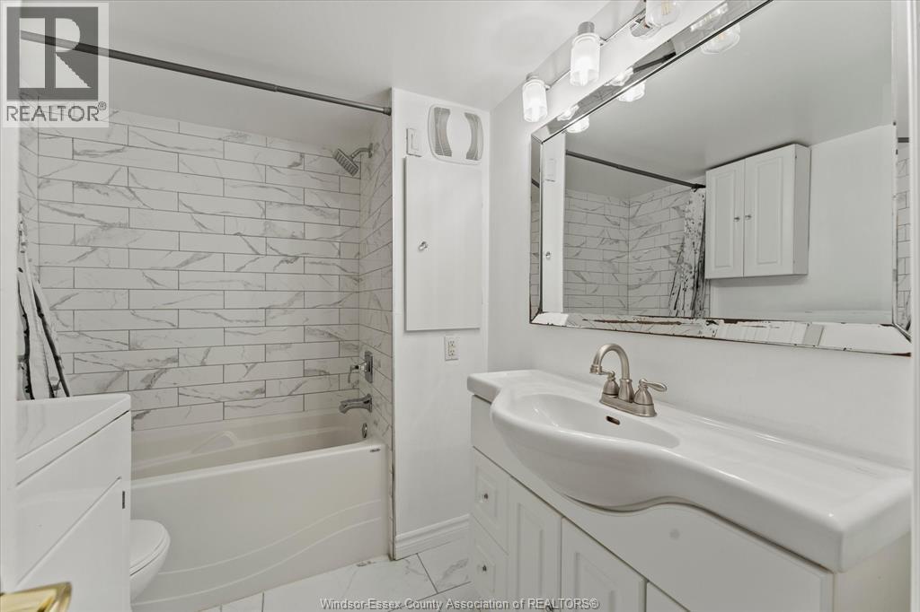 37 Maple Drive, Mcgregor, Ontario