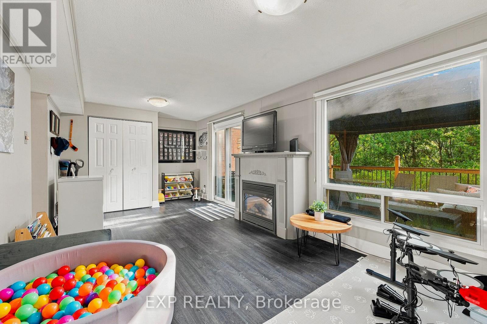 13 - 220 Salisbury Avenue, Cambridge, Ontario
