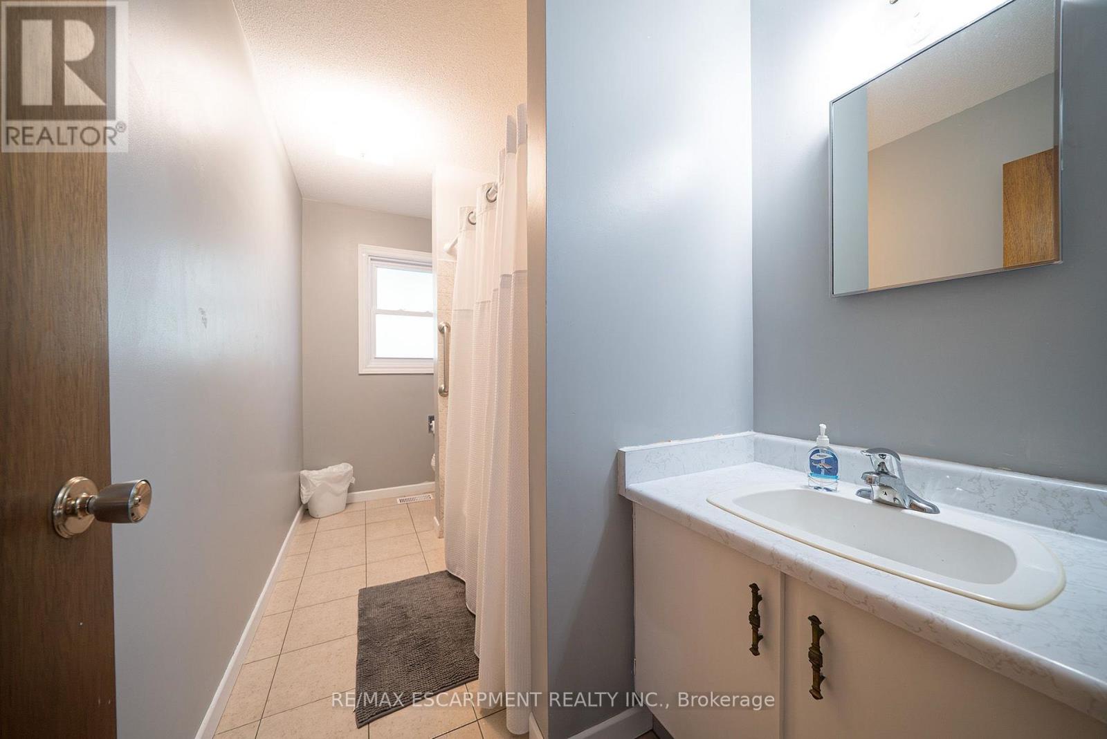 30 Lida Street, Brantford, Ontario