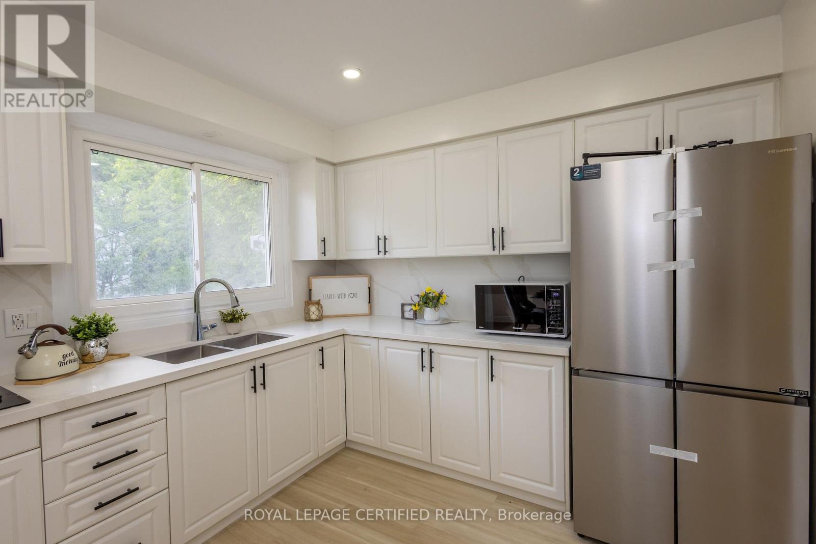 111 Limeridge Road W, Hamilton (rolston), Ontario