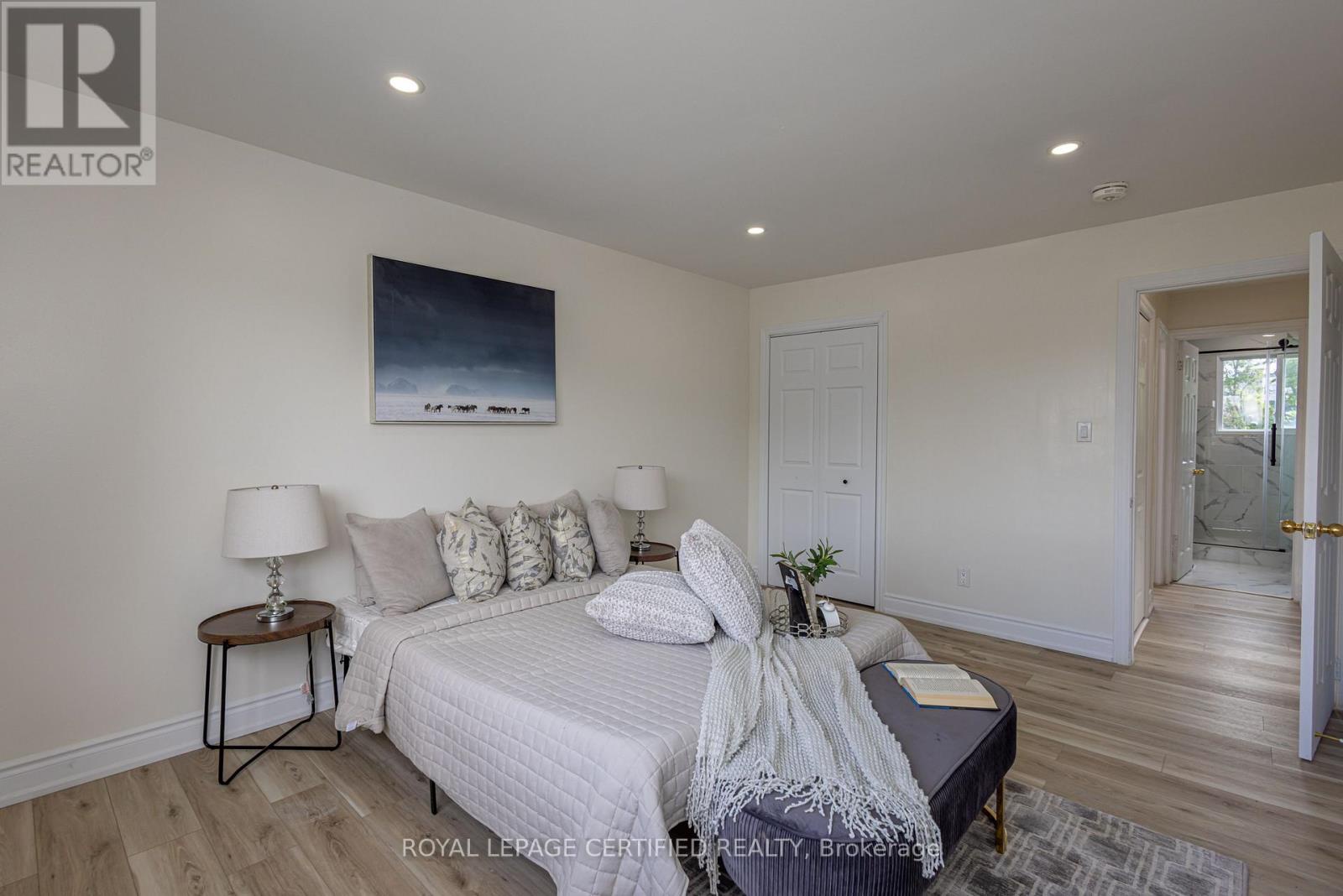 111 Limeridge Road W, Hamilton (rolston), Ontario