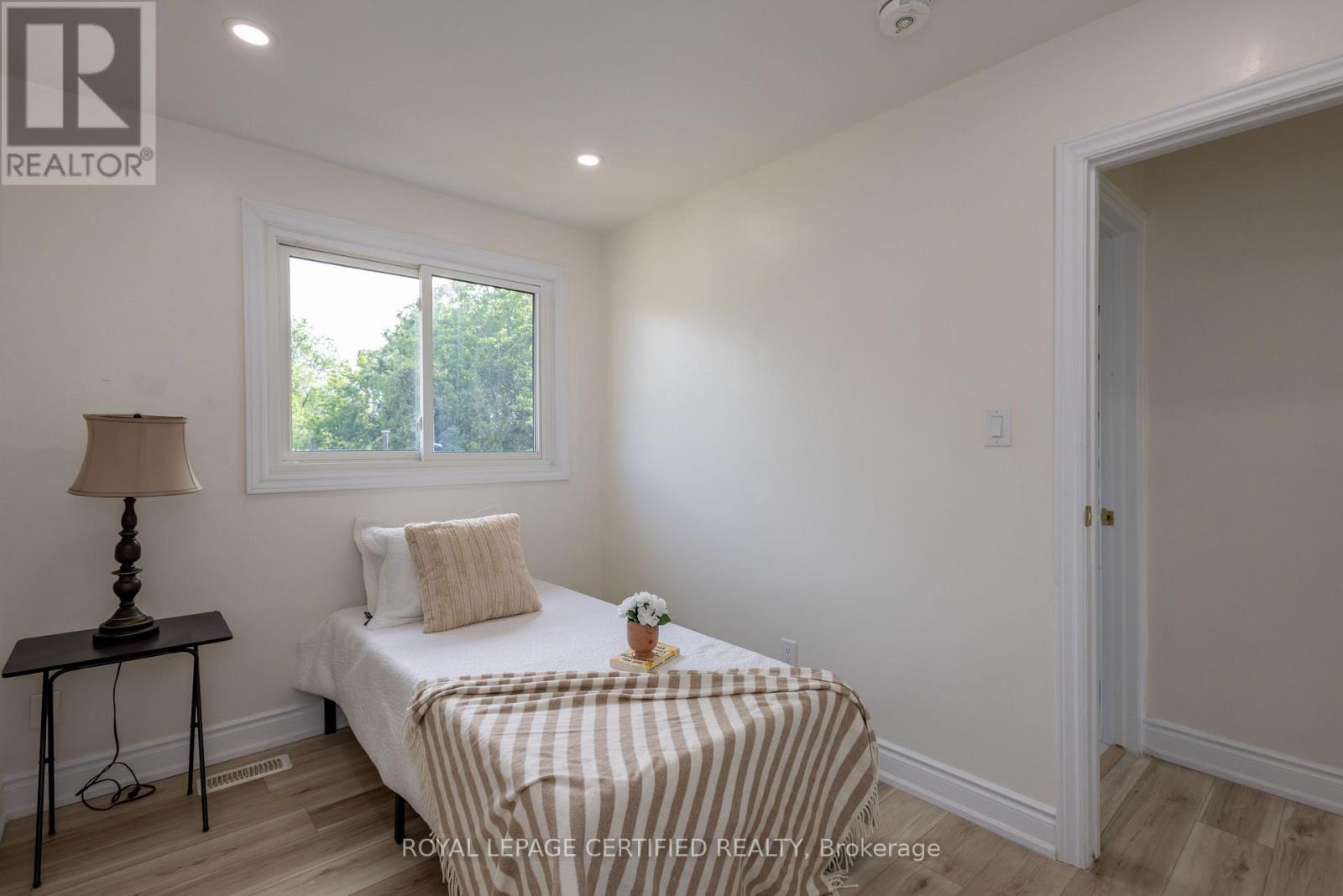 111 Limeridge Road W, Hamilton (rolston), Ontario