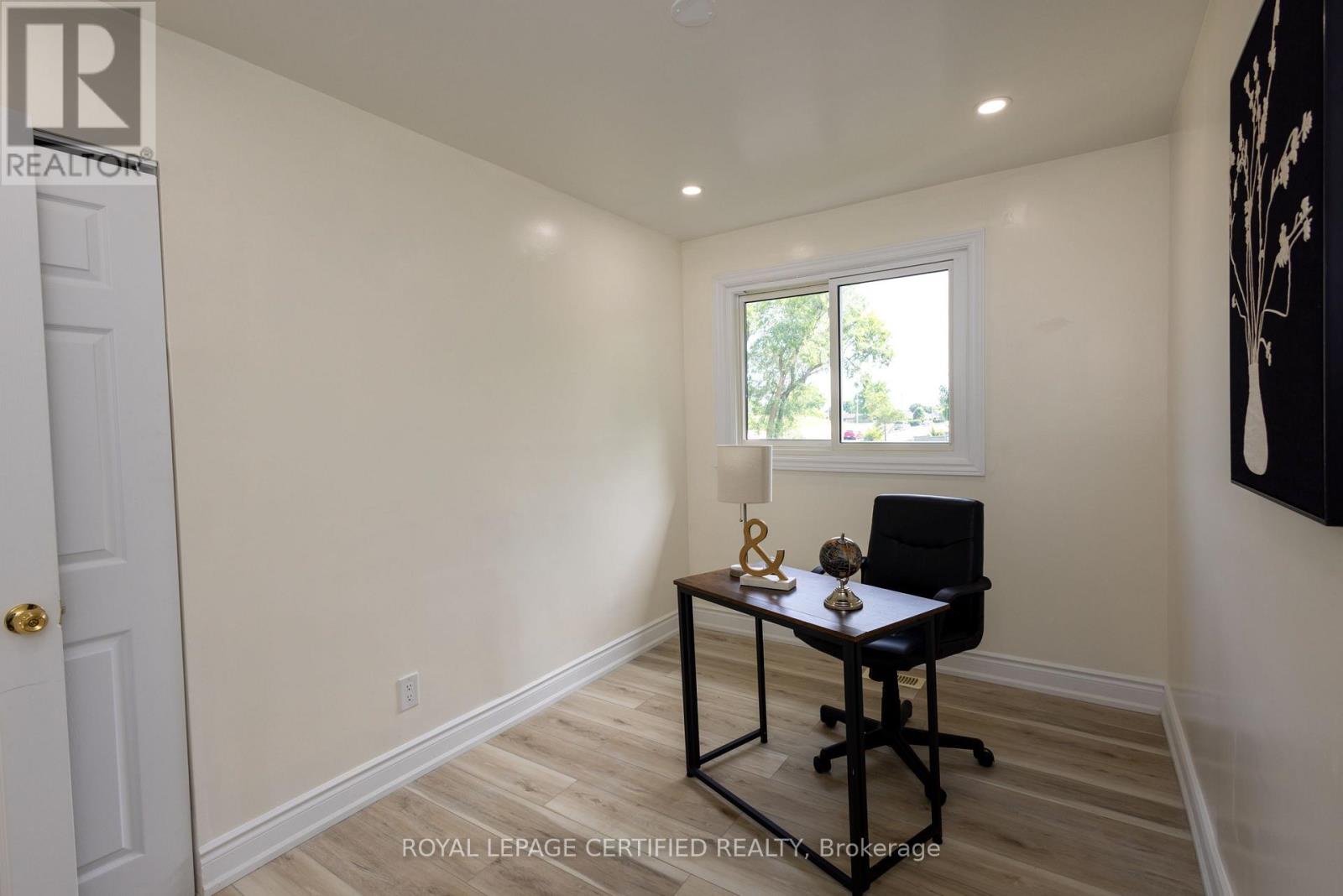 111 Limeridge Road W, Hamilton (rolston), Ontario