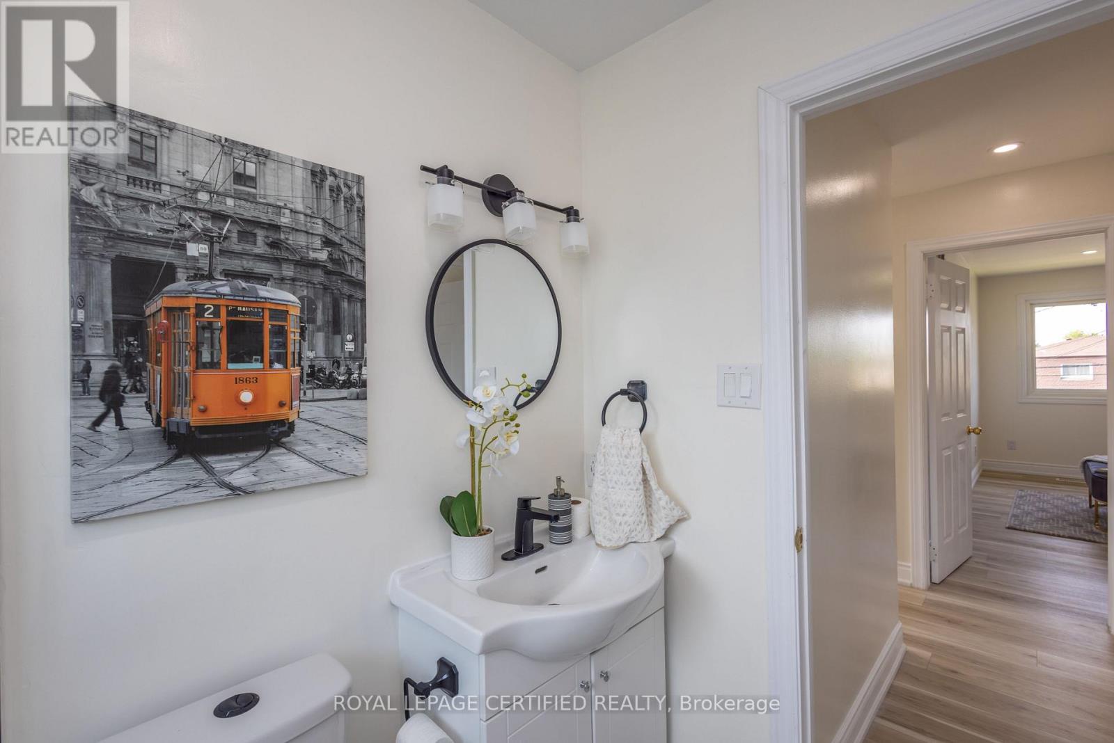 111 Limeridge Road W, Hamilton (rolston), Ontario