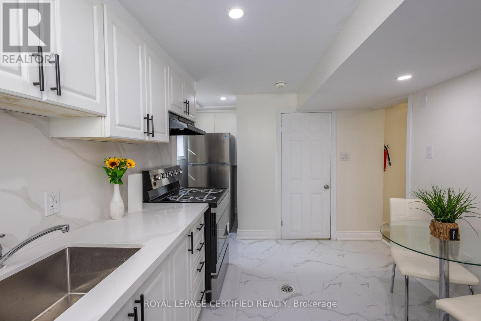111 Limeridge Road W, Hamilton (rolston), Ontario